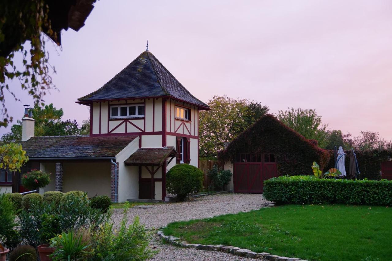 Appartement Manoir De La Comtesse à Chailly-en-Biere Extérieur photo